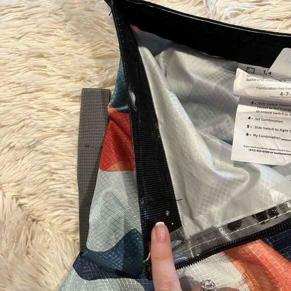 WaterSeals Edge Backpack with Secura Lock Technology River Blue Red Teal - Picture 11 of 14